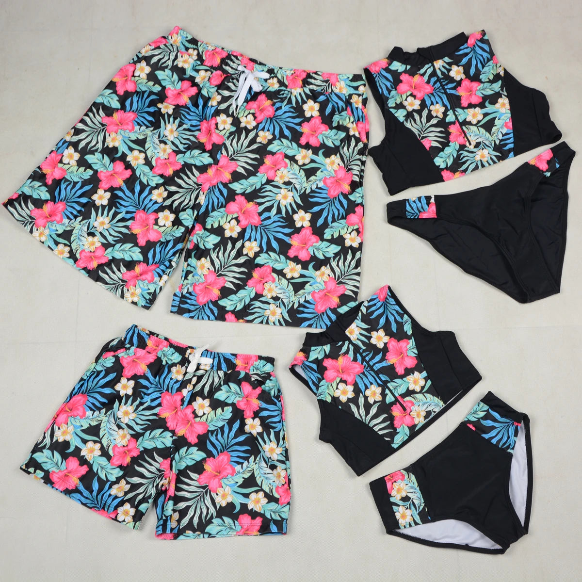 Matching Family Outfits for Mother And Daughter, Swimsuit Father/ Son Beach Shorts. Summer Bathing Suits
