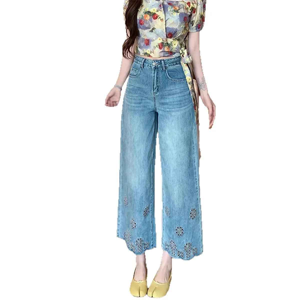 Hollow Design Large Size, Nine-Piece Jeans for Women's /GirlsSummer wear. New Loose, High Waist , Slim , Straight Leg Pants.