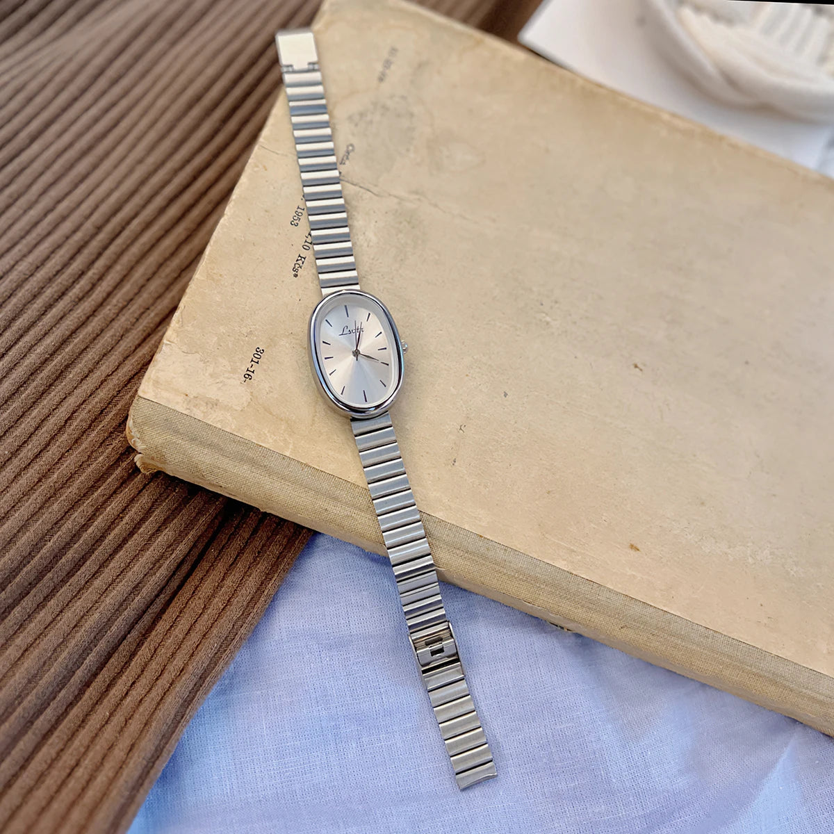 1pc Fashionable Women's Watch With Gold Bracelet, Vintage & Luxury Style, Elegant & Versatile Quartz Watch for ladies
