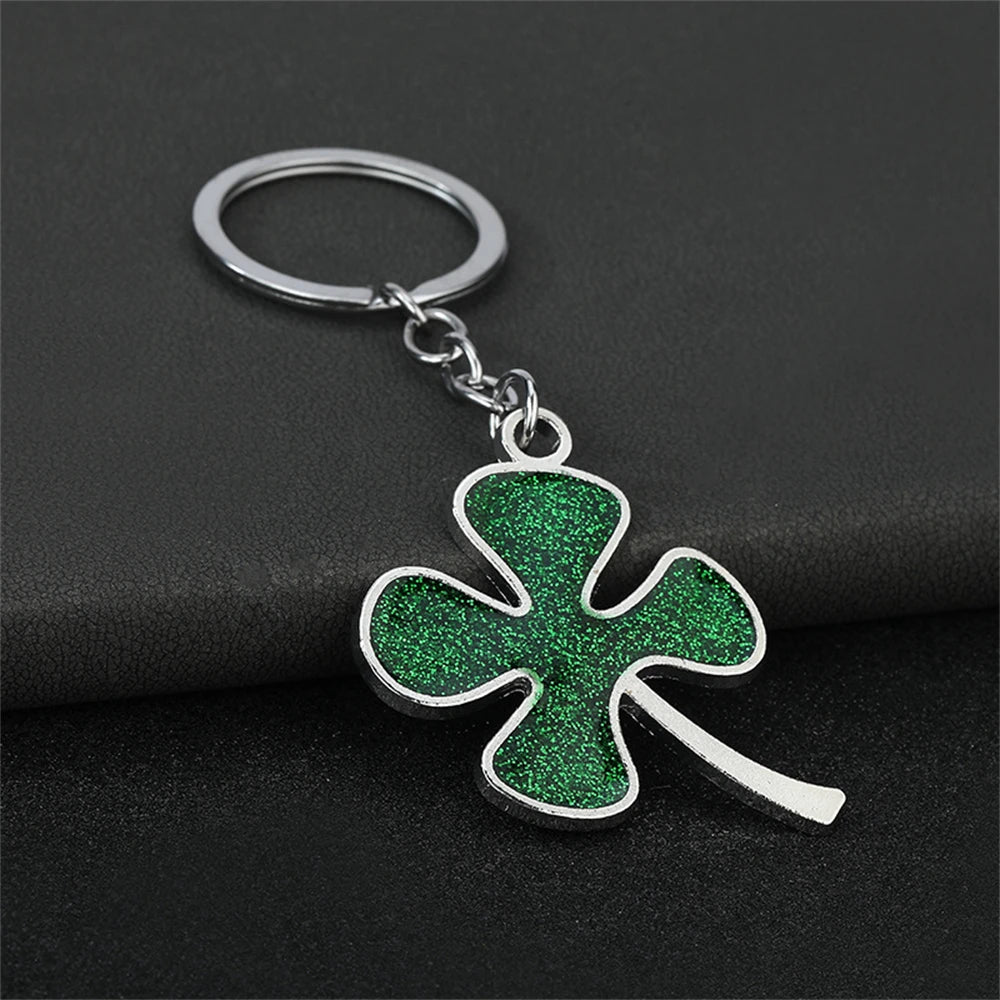 1pc Creative Lucky Four-Leaf Clover Keychains. Couple Bag Charms, Accessories, Metal Foliage Shape Car Key Ring Party Gift