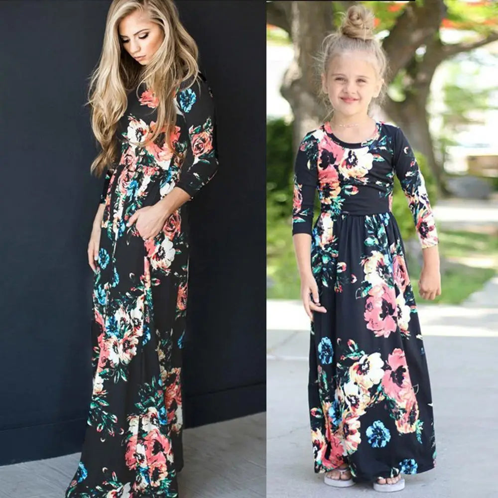 Summer Mommy and Me Family Matching  Clothing.  Mother/ Daughter Flower Dresses.  Mom Dress,  Kids, Child Outfit,  Baby Girl Clothing