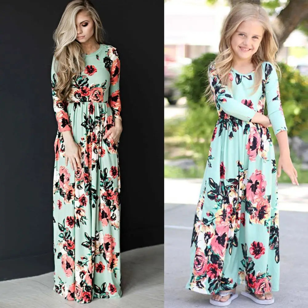 Summer Mommy and Me Family Matching  Clothing.  Mother/ Daughter Flower Dresses.  Mom Dress,  Kids, Child Outfit,  Baby Girl Clothing