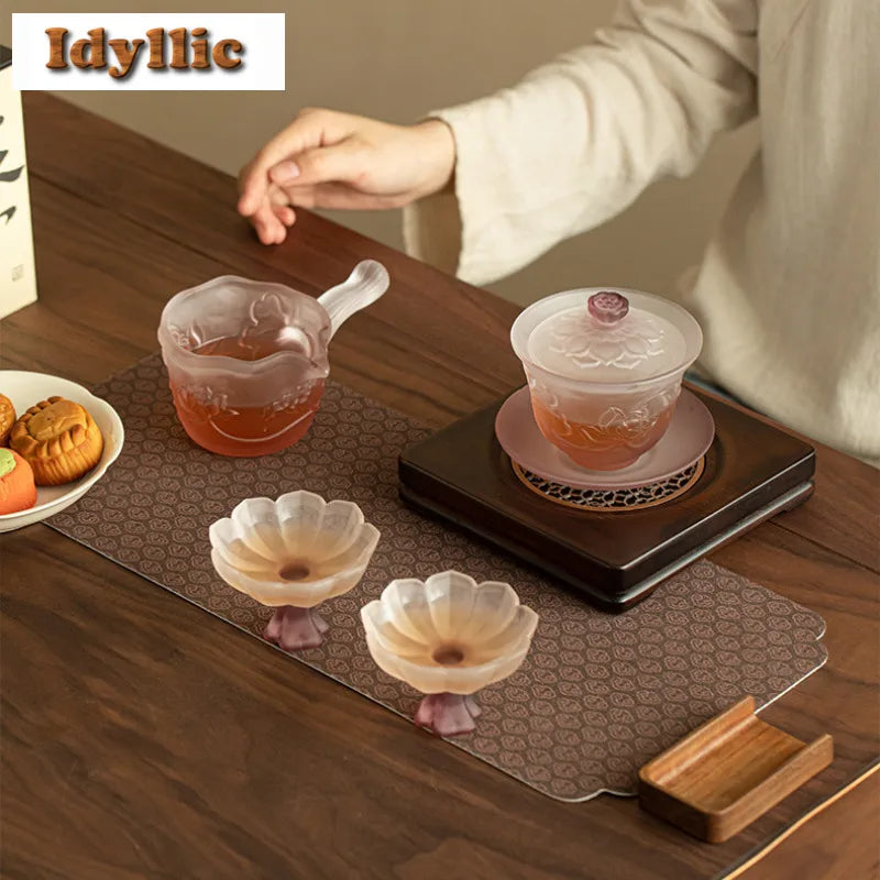 200ml Glass Moonlight Over The Lotus Pond Side Handle Tea Pitcher Tea Divider,  Dispenser