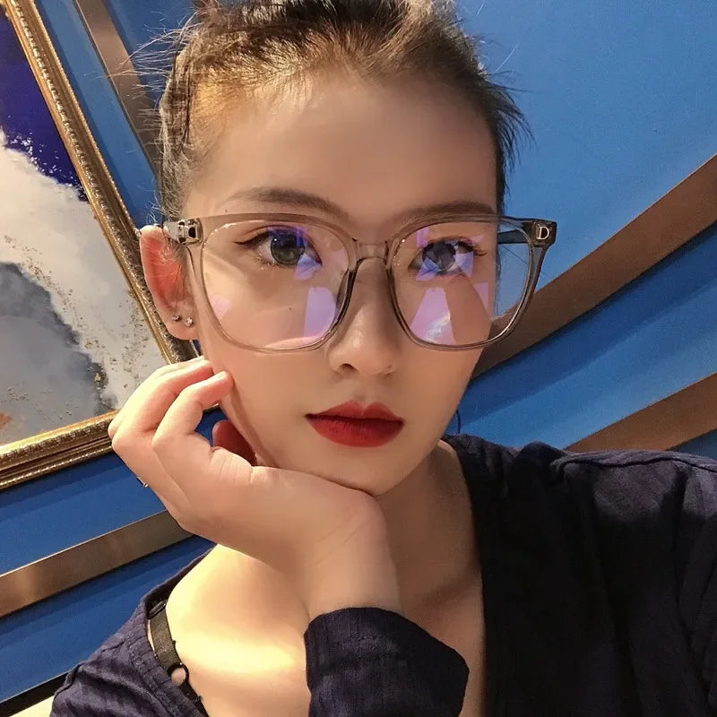 New Large Frame Myopia Glasses with Anti-Blue Light Eyewear for Women.  Eye Protective Computer Goggles, Diopters -1.0 -1.5 -2.0 To -6.0.  With so many choices,  please make sure your'e getting the features you want.