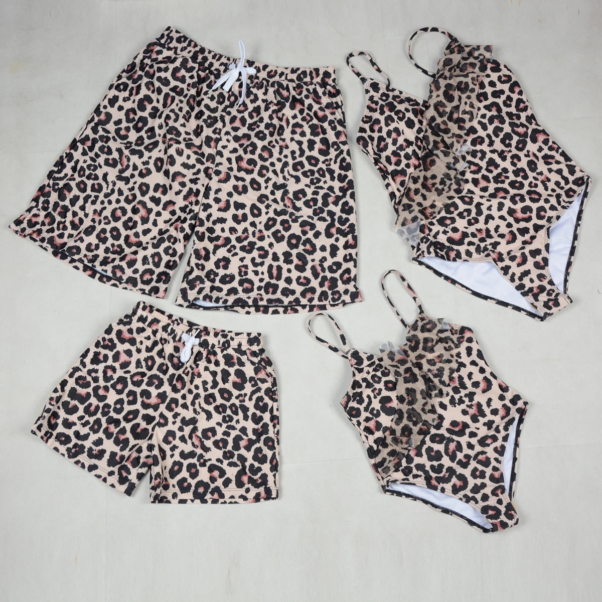 Matching  Family Outfits  for Mother And Daughter, Swimsuit Father/ Son Beach Shorts. Summer Bathing Suits