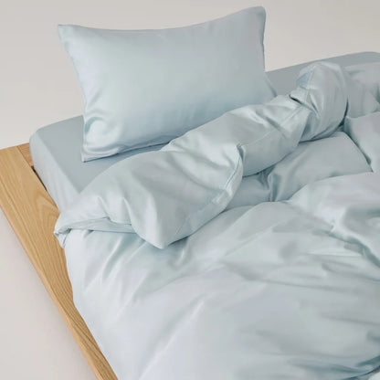 Simple 100% Lyocell Bedding Set,  Solid Colors,  Soft,  Skin-friendly Queen Duvet Cover Set with Sheets  of Natural Plant Fibre on Duvet Cover