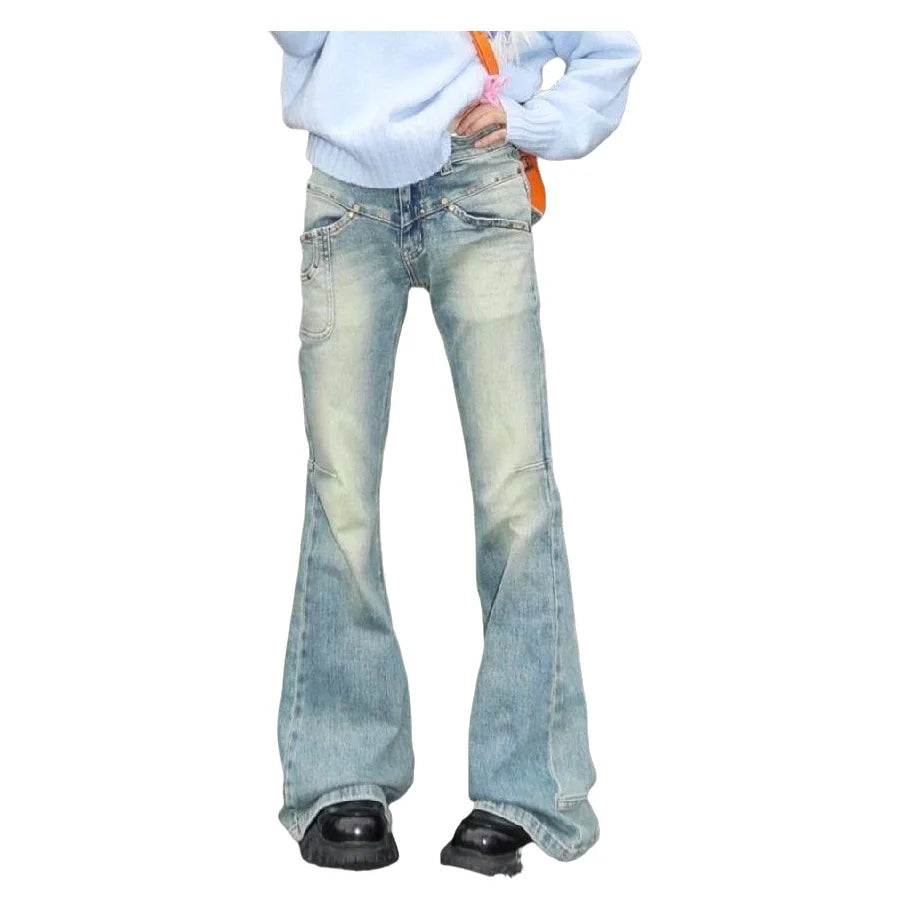 Low Waist Bell Bottom Denim Jeans for  Women/Girls.  Stone-Washed American Style,  Slimming,  Long Trousers  with Straight Leg  for Autumn/ Winter..
