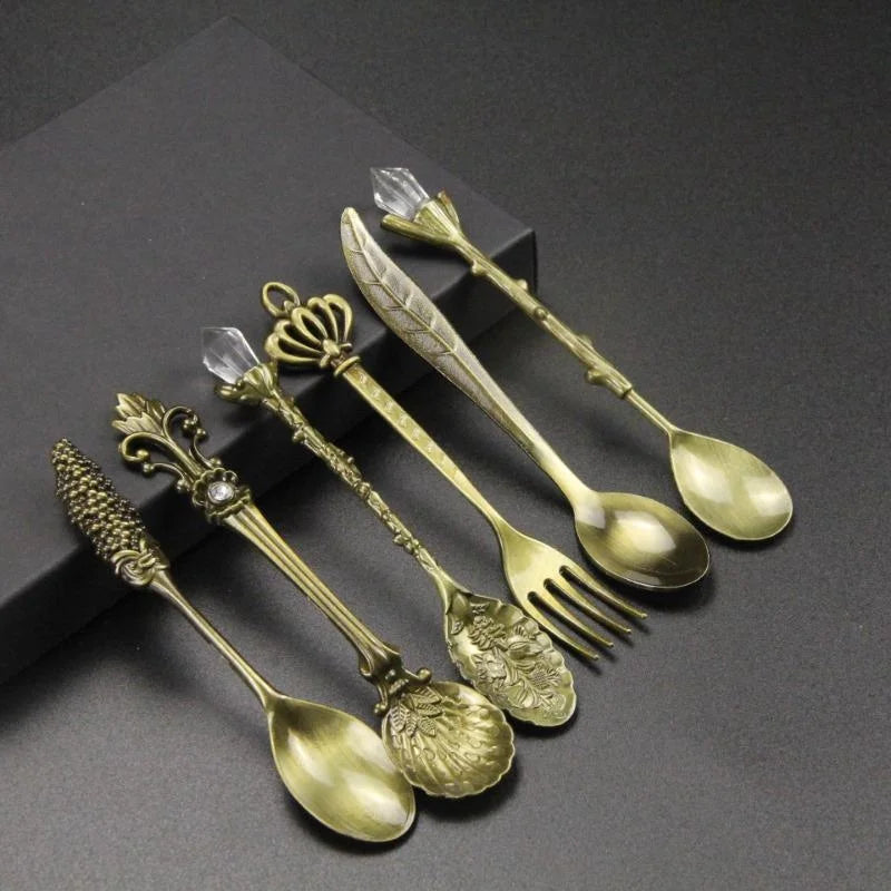 6pcs Vintage Spoons /Fork Royal Style Gold Carved Coffee,  Tea,  Spoon Snacks,  Fruit,   Dessert Fork/ Cutlery Set Serving Pieces