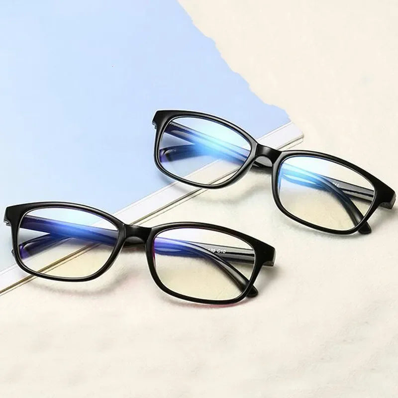 Black Frame Myopia Glasses -1.0 -1.25 -1.50 -1.75 -2.0 -2.5 -3.0 -4.0 Women/ Men Finished  Short-sight Eyewear.  Lots of choices  but 6  of them are almost gone.