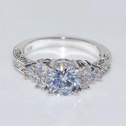 Exquisite Fashion Silver Color Engagement Rings for Women. White Zircon Stones  in Ring.For occasions such as Anniversary Wedding Gifts, MOTHERS DAY