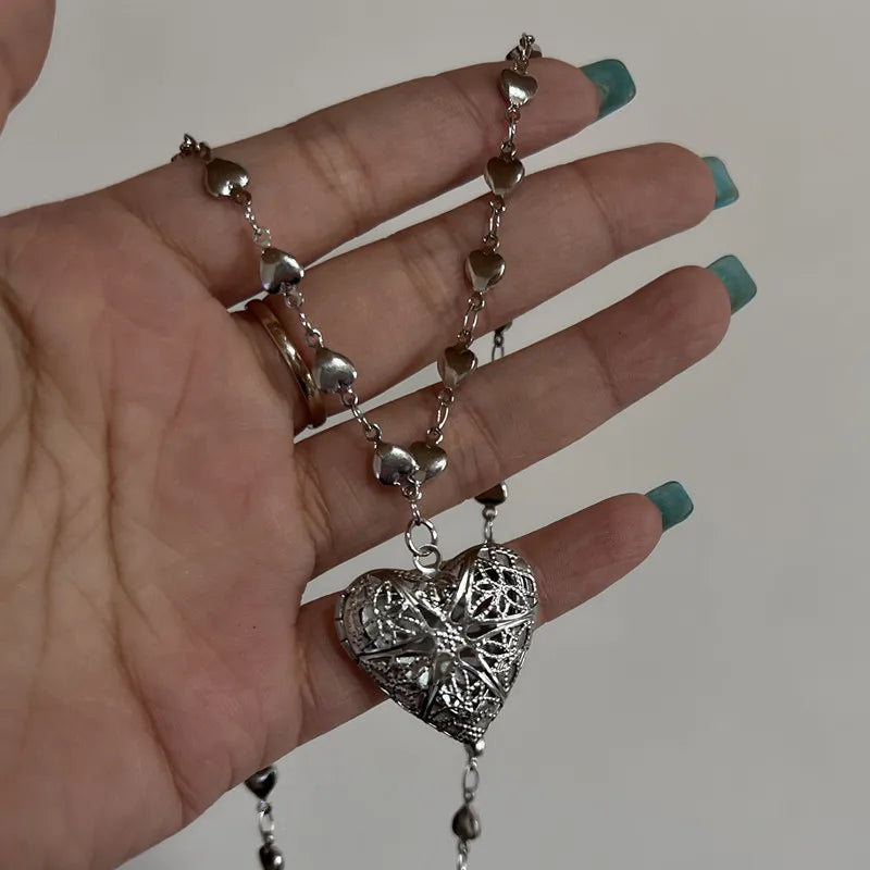 Romantic Heart Locket Pendant Openable.  Female  Dark Silver Color Stainless Steel Photo Frame Charm Necklace for Women /Men Jewelry Gift HAPPY MOTHERS and FATHERS DAY!!!