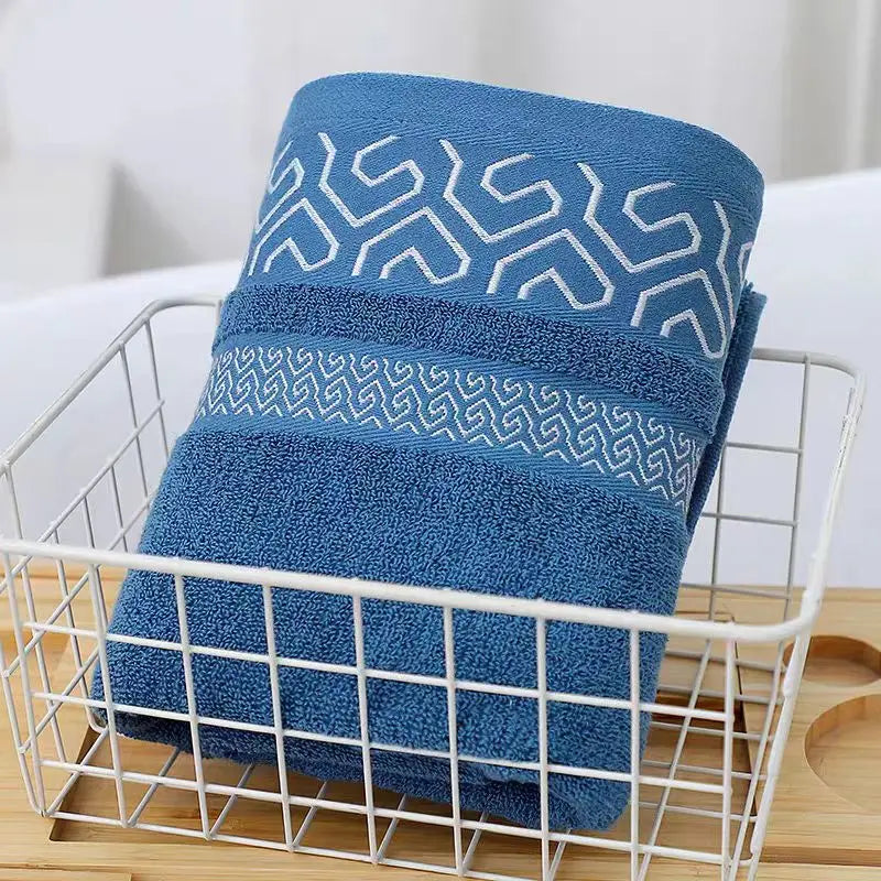 380g new pure cotton thick bath towel 70*140 soft , absorbent and no shedding color