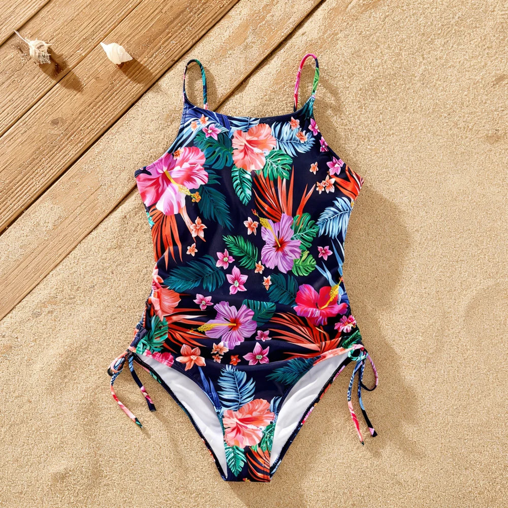 Matching  Family swimwear, Tropical Floral Print Set: Dad/Kid Shorts, Mom/Baby One-Piece Suits