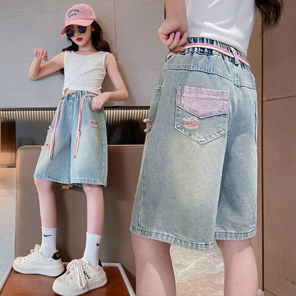 Heart Pattern  on Denim Shorts For Girls. New Summer Knee-Length Denim Short Pants.  Teenage Casual Style /Mini Jeans