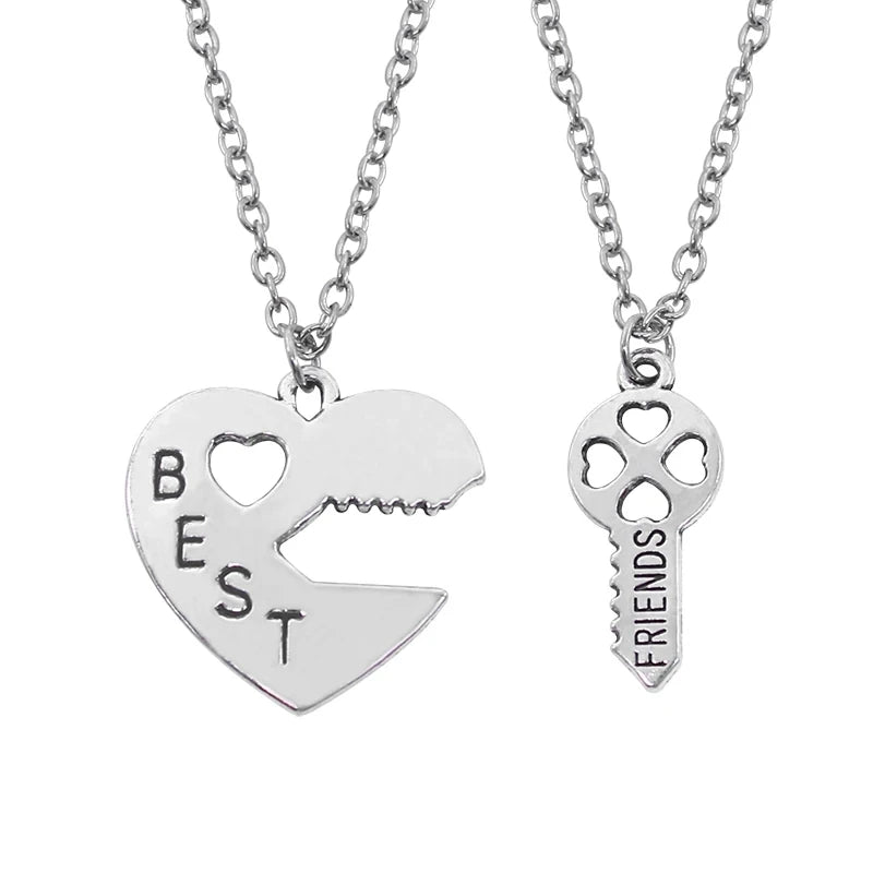 2pcs/set Splicing Necklace.  Heartbroken Pendant Necklace Men And Women Best Friends BFF Friendship Birthday Jewelry Gift