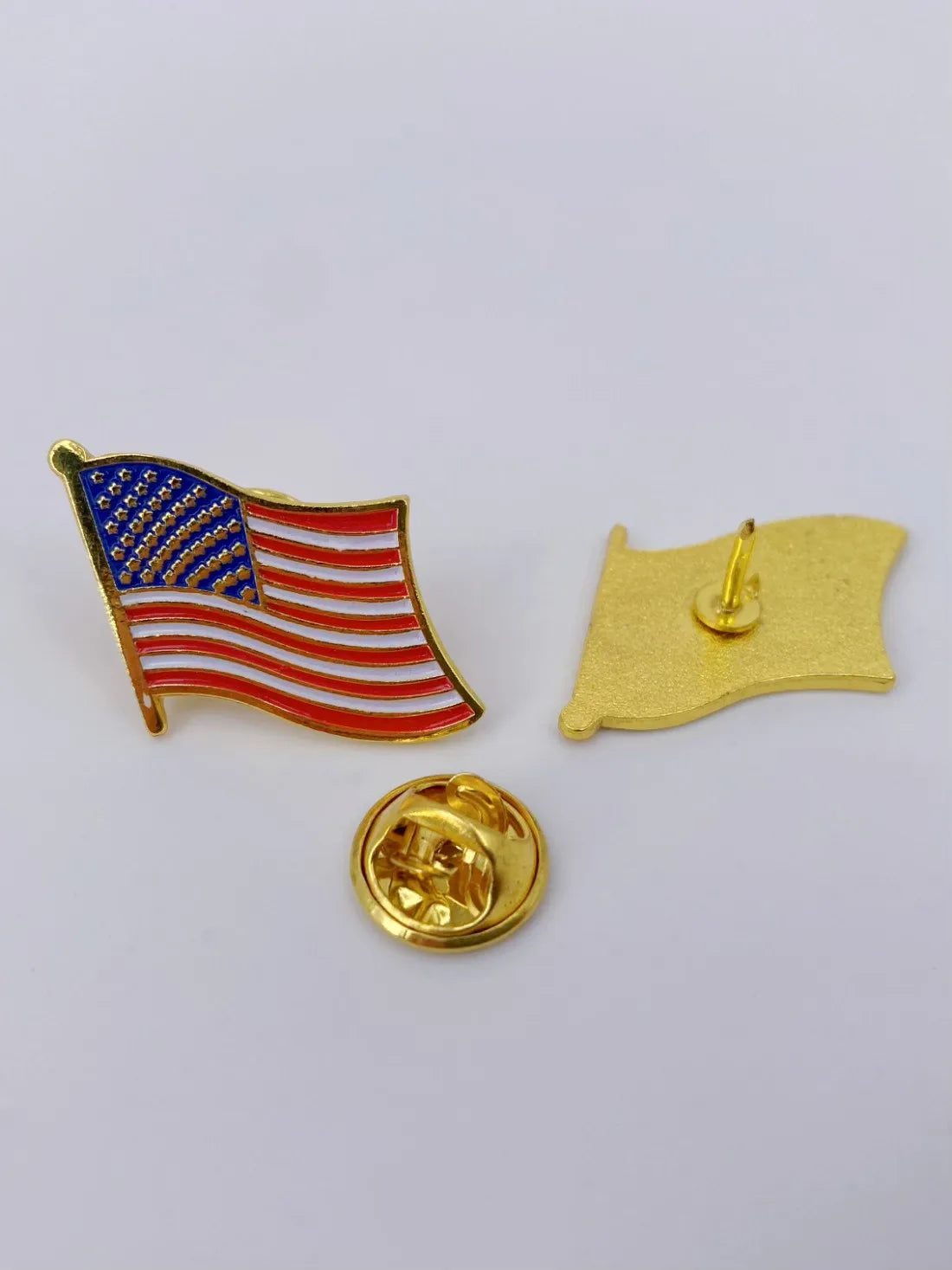 American Flag Lapel Pin, Gold  Plated Enamel Pin Waving United States FLAG.