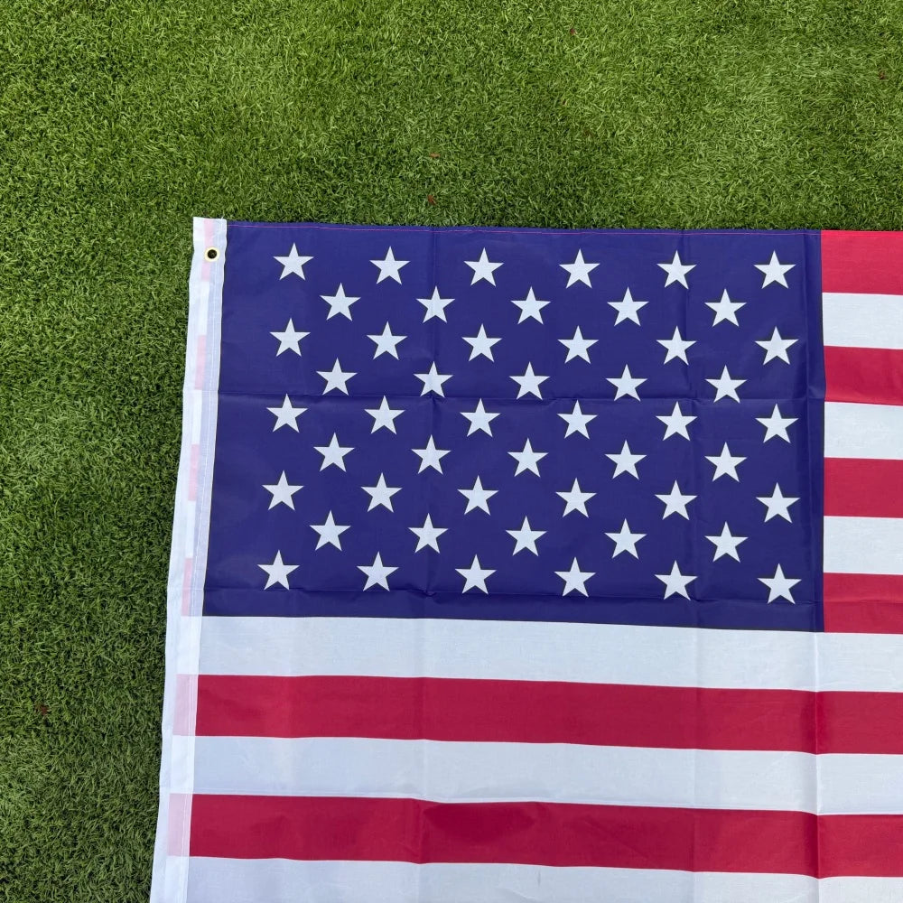 150x90cm US banner High Quality Double Sided Printed Polyester American Flag Grommets USA Flag.  Sets of 3 or 5 pieces are available.