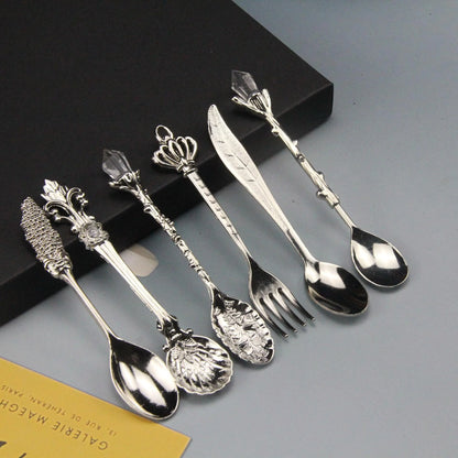 6pcs Vintage Spoons /Fork Royal Style Gold Carved Coffee,  Tea,  Spoon Snacks,  Fruit,   Dessert Fork/ Cutlery Set Serving Pieces