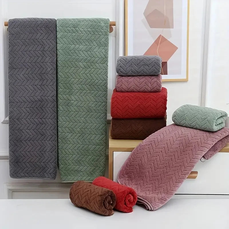High quality thick velvet bath towels, soft and absorbent towels, sports beach towels for home and hotel use