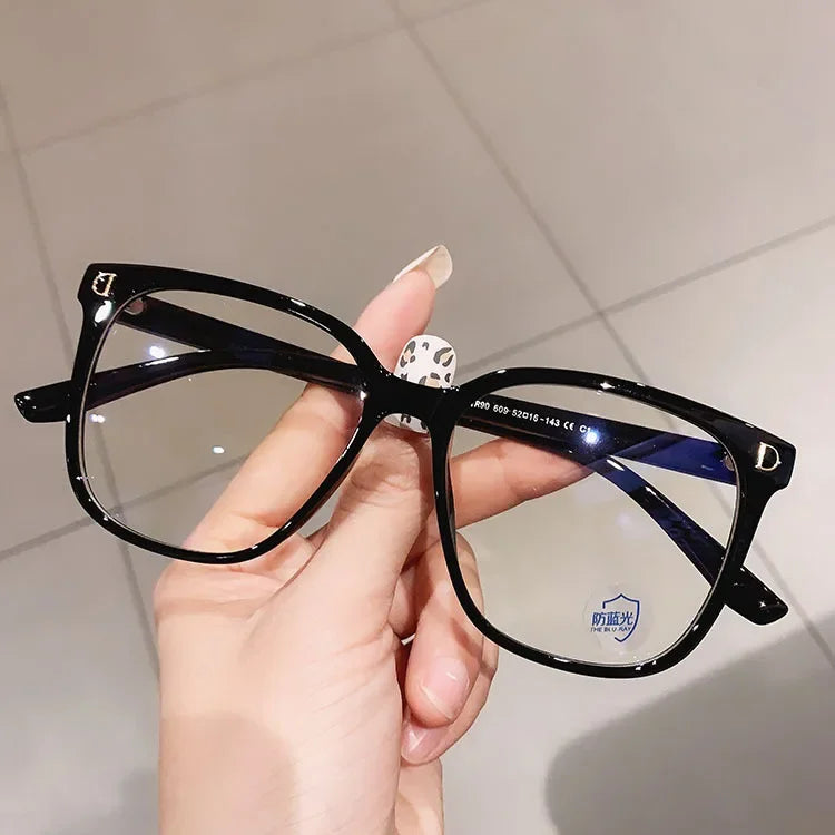 New Large Frame Myopia Glasses with Anti-Blue Light Eyewear for Women.  Eye Protective Computer Goggles, Diopters -1.0 -1.5 -2.0 To -6.0.  With so many choices,  please make sure your'e getting the features you want.