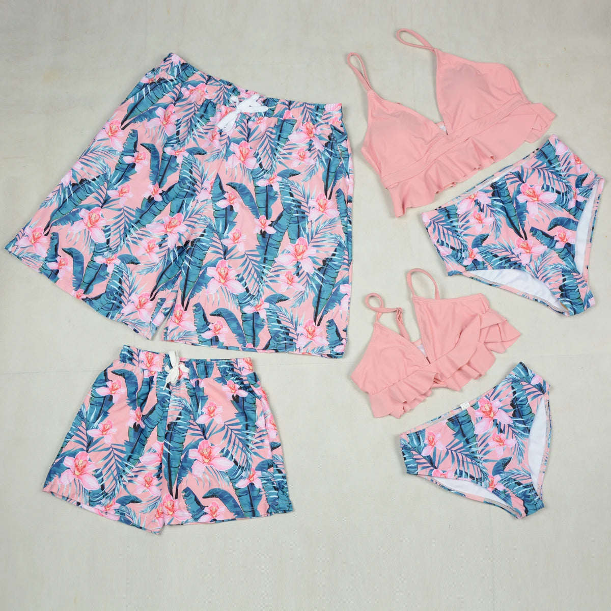 Matching  Family Outfits  for Mother And Daughter, Swimsuit Father/ Son Beach Shorts. Summer Bathing Suits