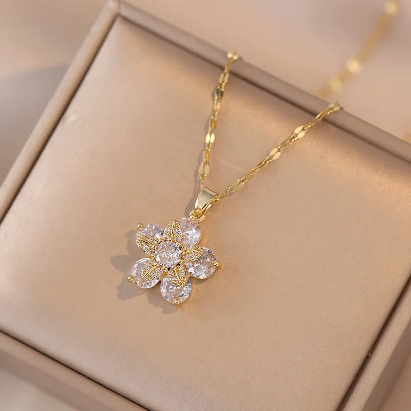 Shiny Zircon Romantic Flower Pendant, Necklace For Women Gold Plated Rotatable Flowers Choker for Girls , Wedding Party,  Luxury Jewelry