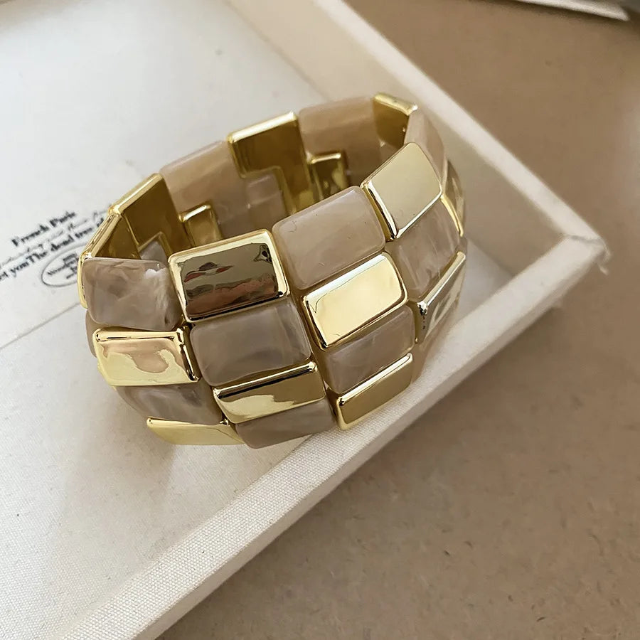 Acrylic Square Splicing Geometric Round Bangles for Women.   European and American Fashion,  Simple Bracelet Hand Jewelry Sense.. GREEN  and BLUE are both gone.  Don't wait too long....I love this bracelet!!!
