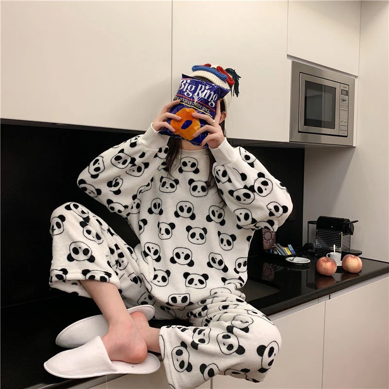 Fleece, Thick Warm Women's Pajamas Set FOR Winter Sleepwear. Casual Solid Top and Plaid Pants Soft  Pajmpas Set for Women