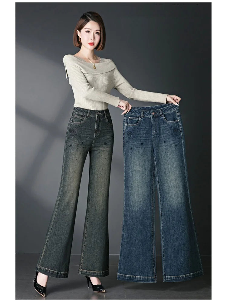 Autumn/Winter Women's High Quality,  Mid to High Waist,  Micro Jeans  in Plus Sizes, Embroidered,  Straight LEG, Casual