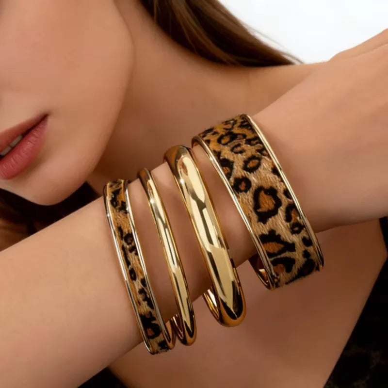 4pcs Bohemian Leopard Print Bracelet Set for Women , Retro Elegant Minimalist PU Leather Bangles,  Daily Wear Jewelry, Gift
