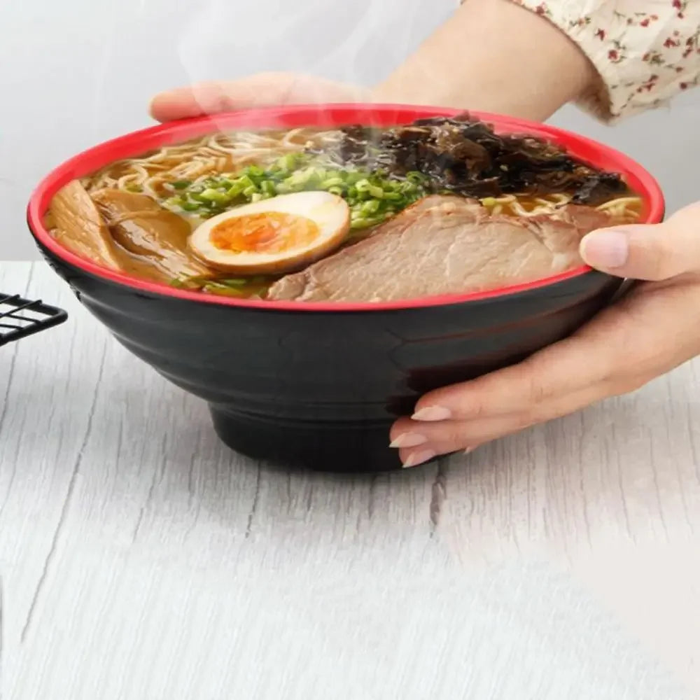 Household Melamine Ramen Bowl  with Red and Black Ring Striped Pattern.  For Fruit, Salad, Soup.   Heat Safe,  Japanese Style Soup Bowl Commercial