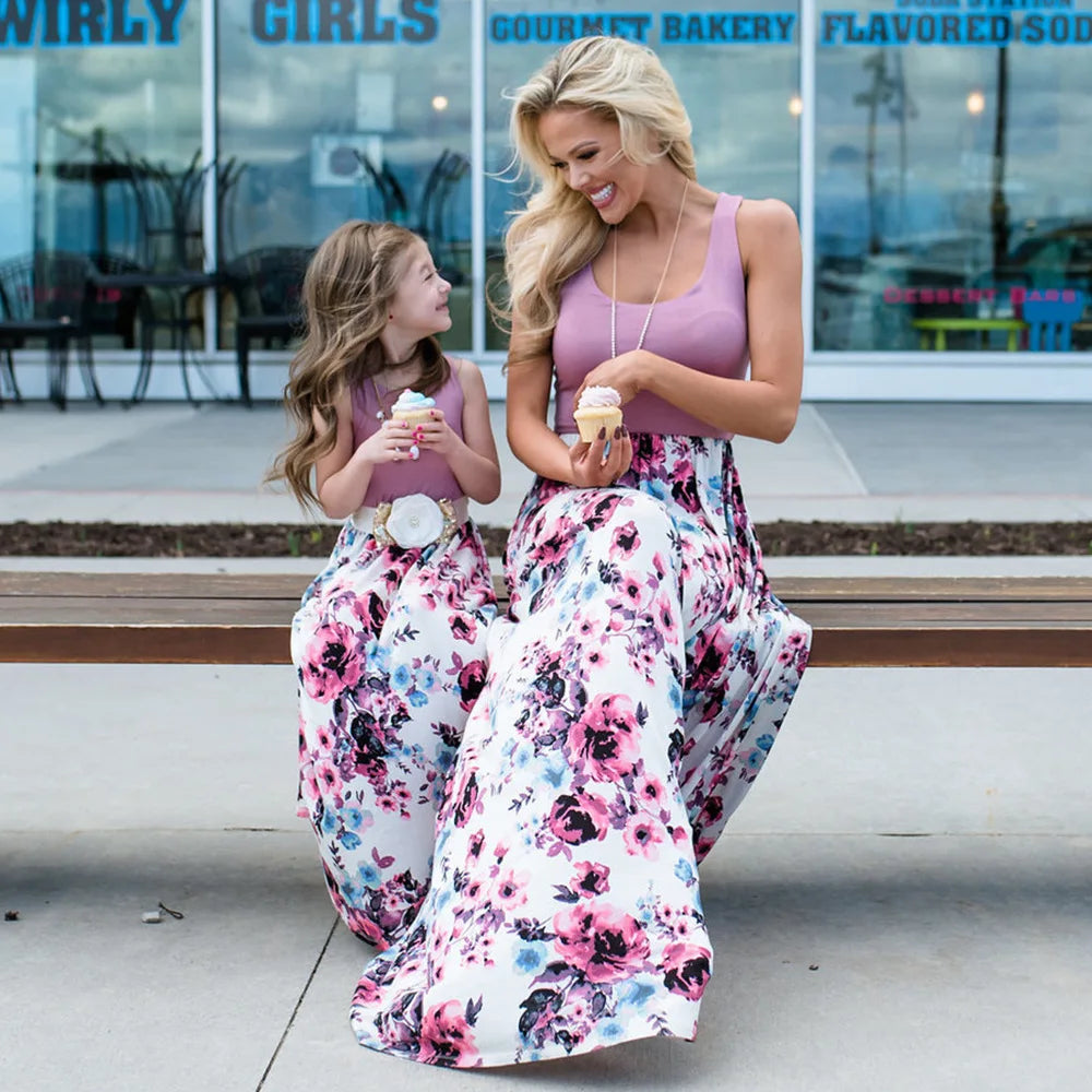 Matching Family/ parent-child color matching dress,  flower print extreme-bottom short-sleeved skirt floral