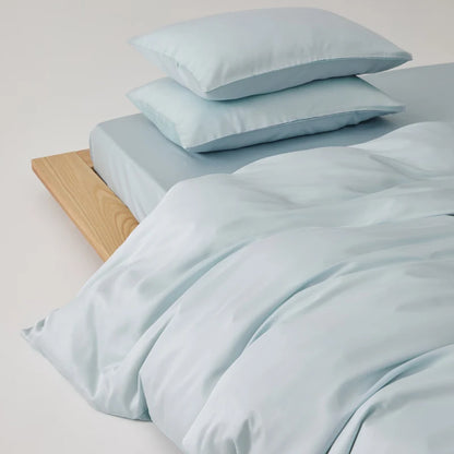 Simple 100% Lyocell Bedding Set,  Solid Colors,  Soft,  Skin-friendly Queen Duvet Cover Set with Sheets  of Natural Plant Fibre on Duvet Cover
