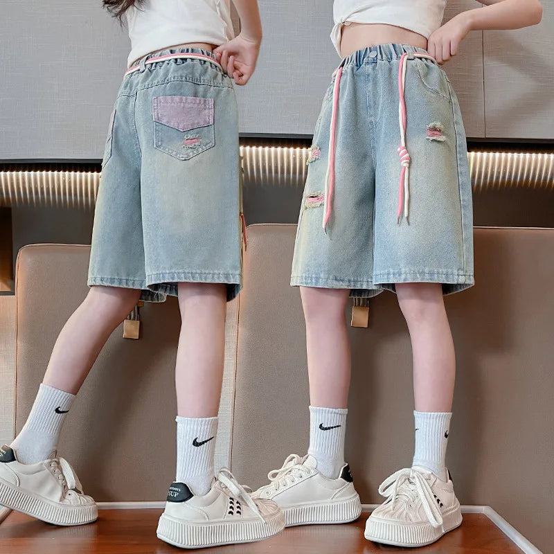 Heart Pattern  on Denim Shorts For Girls. New Summer Knee-Length Denim Short Pants.  Teenage Casual Style /Mini Jeans
