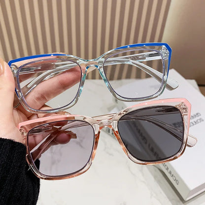 Multi Focus+photochromic Reading Glasses Anti Blue Light Glasses for Both Near and Far.  Use More Suitable for Women Glasses