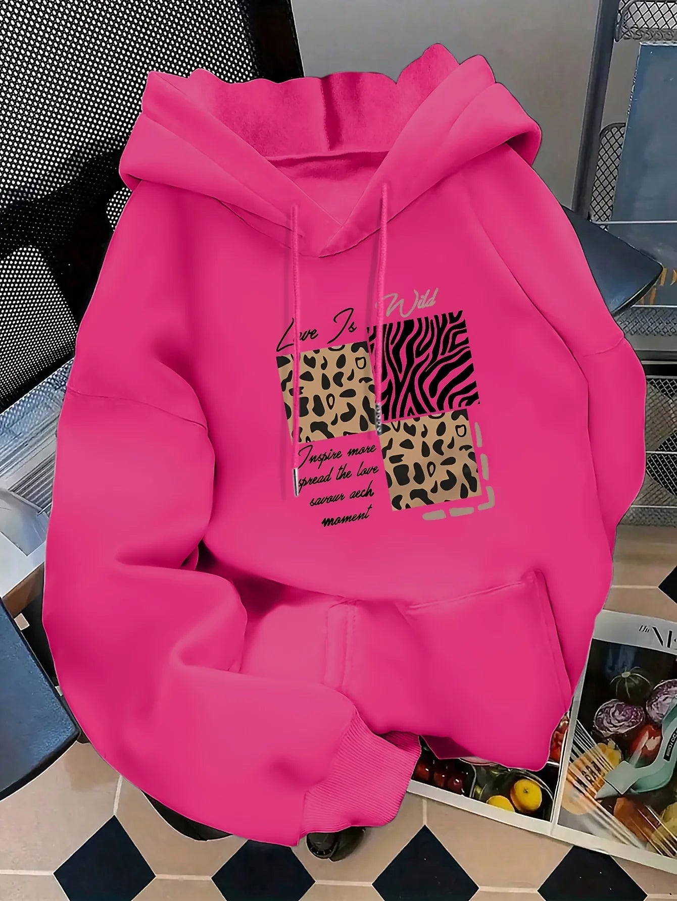 Women's autumn and winter loose casual comfortable letter printed,  thick, long sleeved,  round neck hoodie pullover