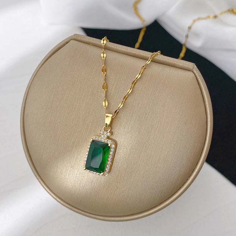 New In Light Luxury Zircon Crystal Stainless Steel Necklaces For Women. Sweet Female Clavicle Chain Jewelry.  Nice for everyday wear. Maybe nice for MOTHER/DAUGHTER Gift