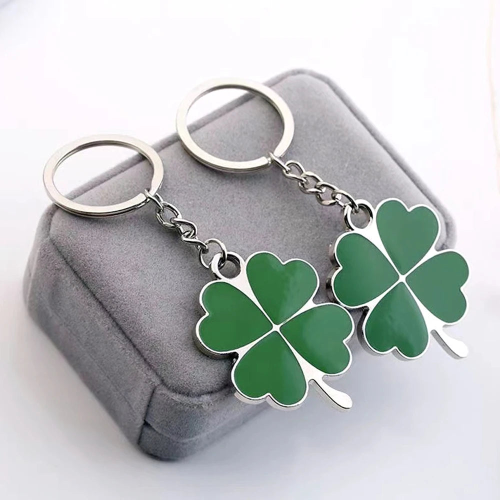 1pc Creative Lucky Four-Leaf Clover Keychains.  Couple Bag Charms,  Accessories, Metal Foliage Shape Car Key Ring Party Gift