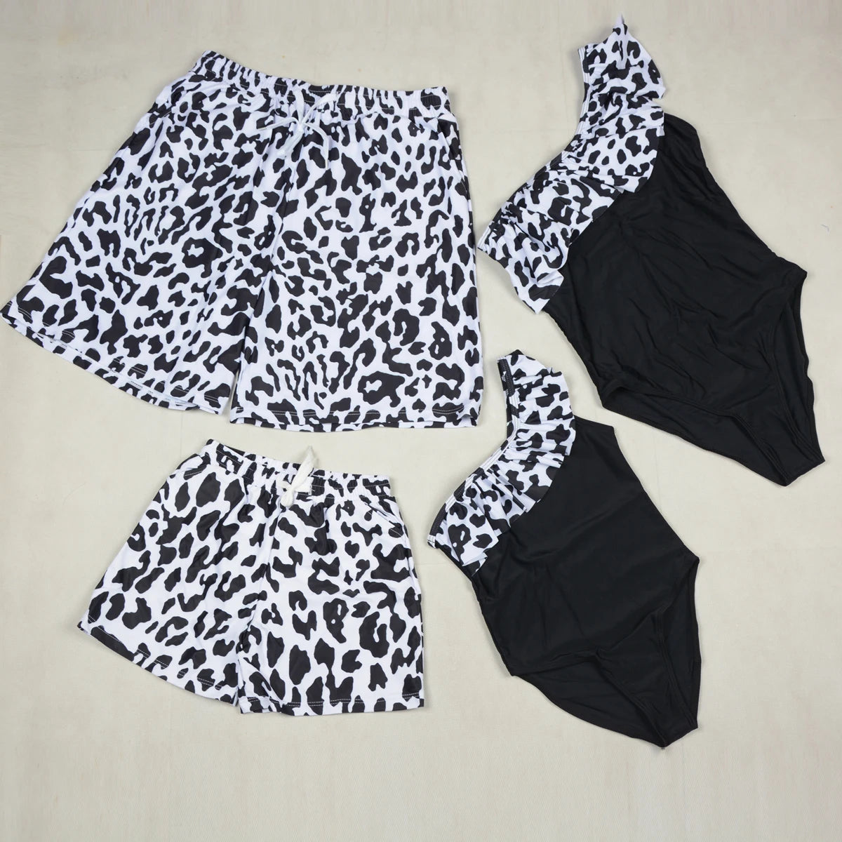 Matching  Family Outfits  for Mother And Daughter, Swimsuit Father/ Son Beach Shorts. Summer Bathing Suits