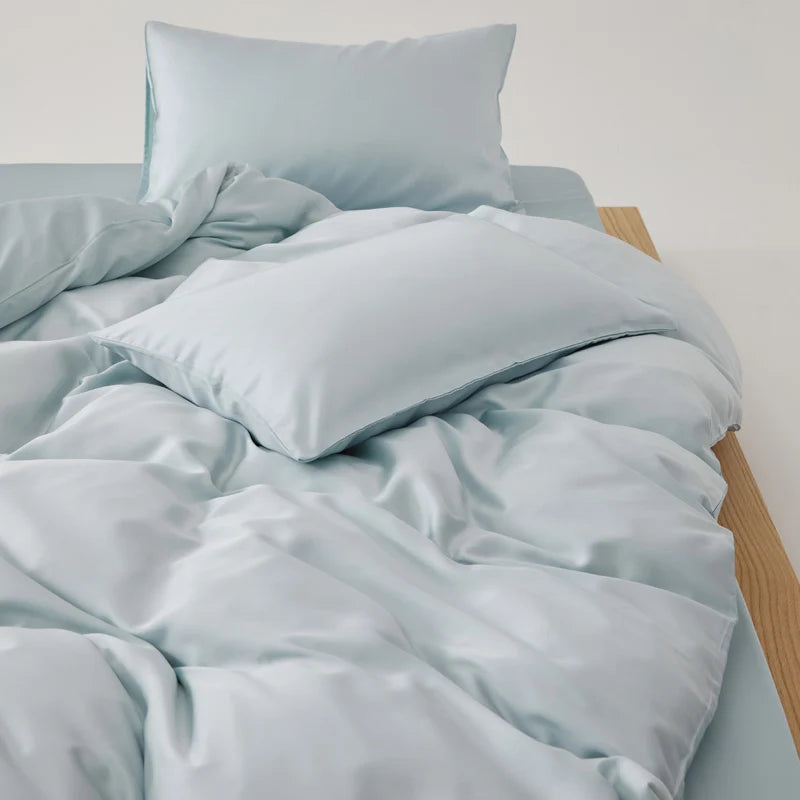Simple 100% Lyocell Bedding Set,  Solid Colors,  Soft,  Skin-friendly Queen Duvet Cover Set with Sheets  of Natural Plant Fibre on Duvet Cover