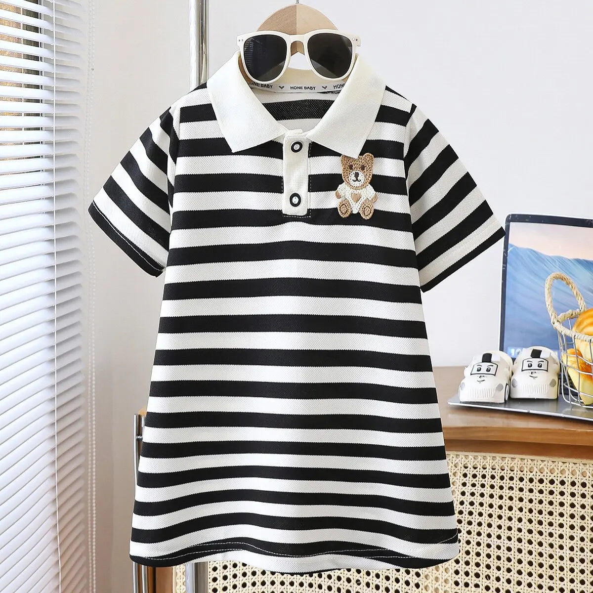 dress for little girls in  summer time,  embroidery  ruffle hem princess dress