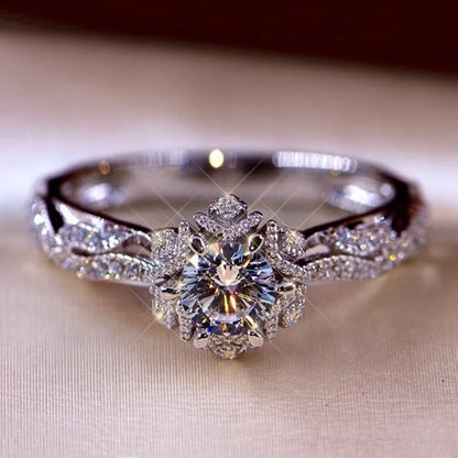 Exquisite Fashion Silver Color Engagement Rings for Women. White Zircon Stones  in Ring.For occasions such as Anniversary Wedding Gifts, MOTHERS DAY