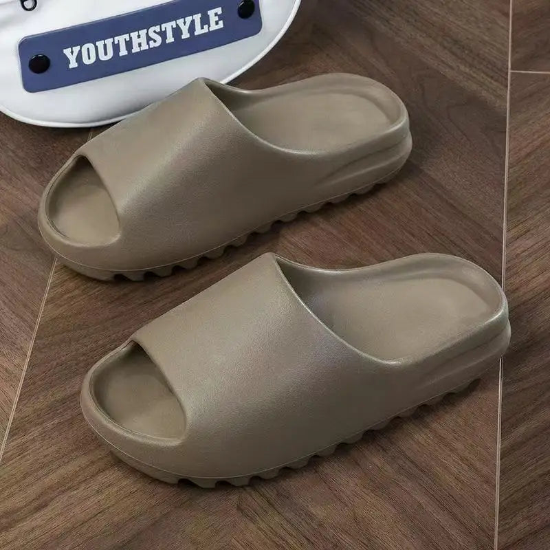 Coconut Slippers,  Cloud Thick-soled Sandals for  Summer Fashion.  Soft Bottom for Beach,  Mens Slippers / Women's Sandals, EVA Slides