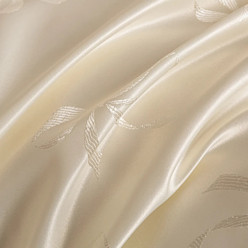 European Luxury Jacquard Ice Silk Duvet Cover Set,  Fashion Bow Pattern Queen King Bedding Set Skin Friendly Comforter Cover Set