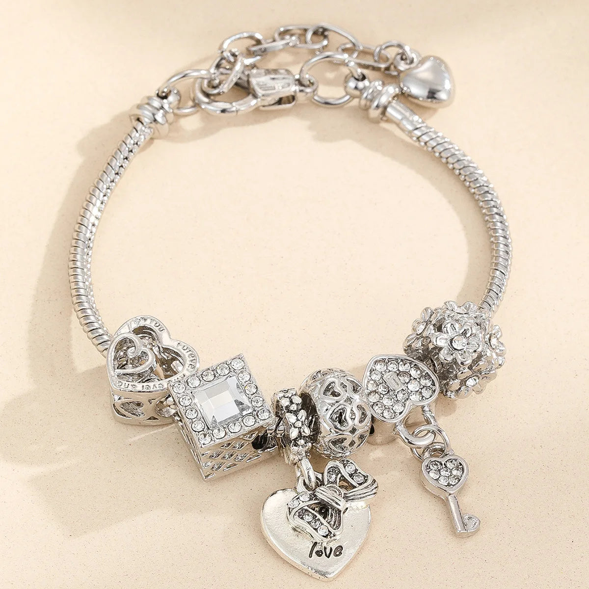1PC Women's Fashion Multi Element Beaded Love, Valentines Day , Mothers Day. Daily Dressing Party Holiday Gift -005