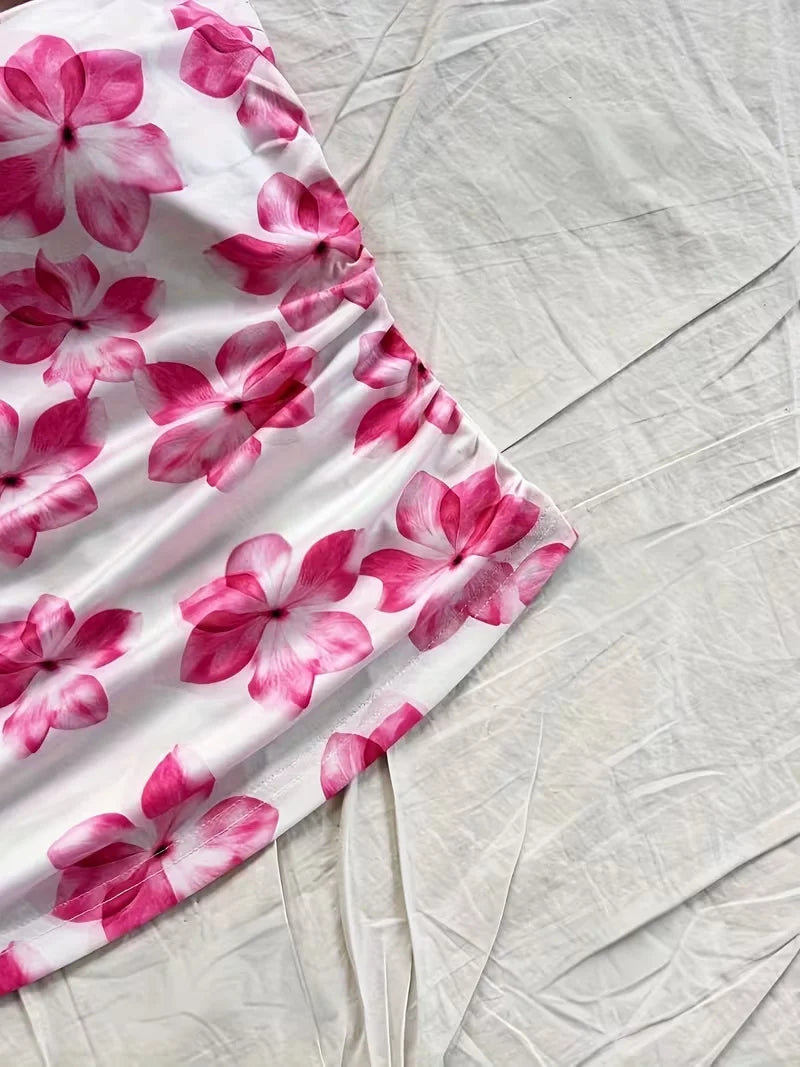 Women's summer short top, pink floral,  camisole vest, suitable for vacation style.