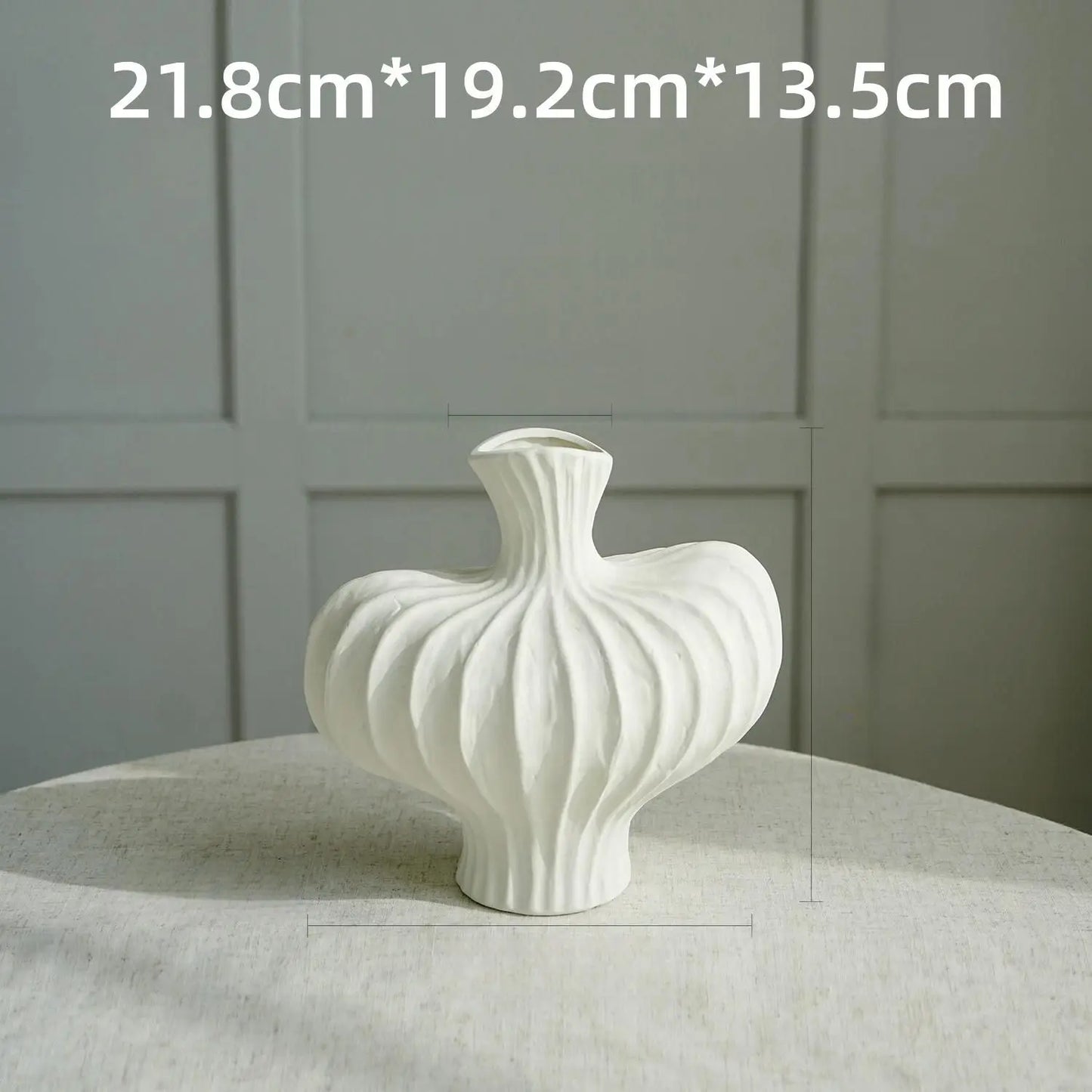 Hollow Nordic Modern  Vase Set of 2 for Modern Home Decor,Plastic imitation ceramic Hollow Flower Vases for Living Room