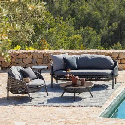 Luxury Rattan Outdoor Garden Sofa/Chair for Courtyard.  Backrest Armchair Sofa Leisure  Rattan Single Sofa /Chair.