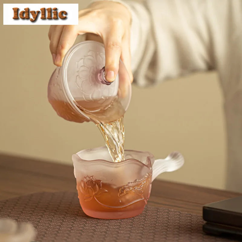 200ml Glass Moonlight Over The Lotus Pond Side Handle Tea Pitcher Tea Divider,  Dispenser