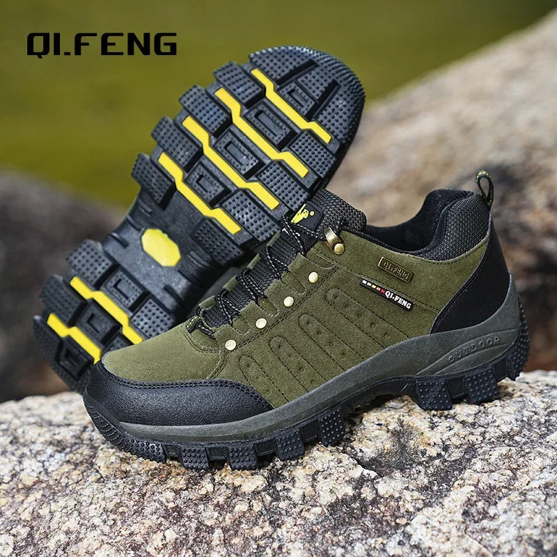 Men Casual Leather Shoes Classic.  Waterproof High Quality Shoe  also for Women as Climbing Shoes.
